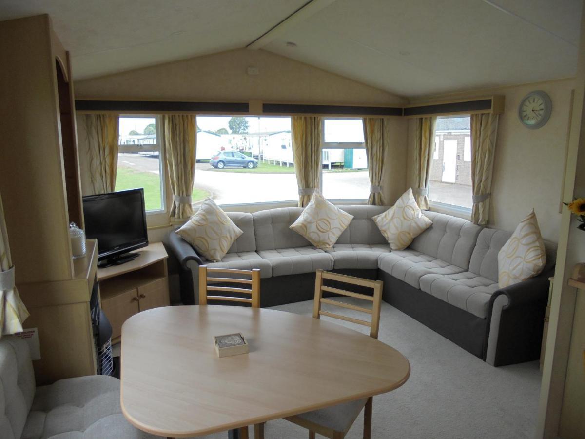 Coral Beach : The Richmond:- 6 Berth, Blow Heated Инголдмелс Экстерьер фото