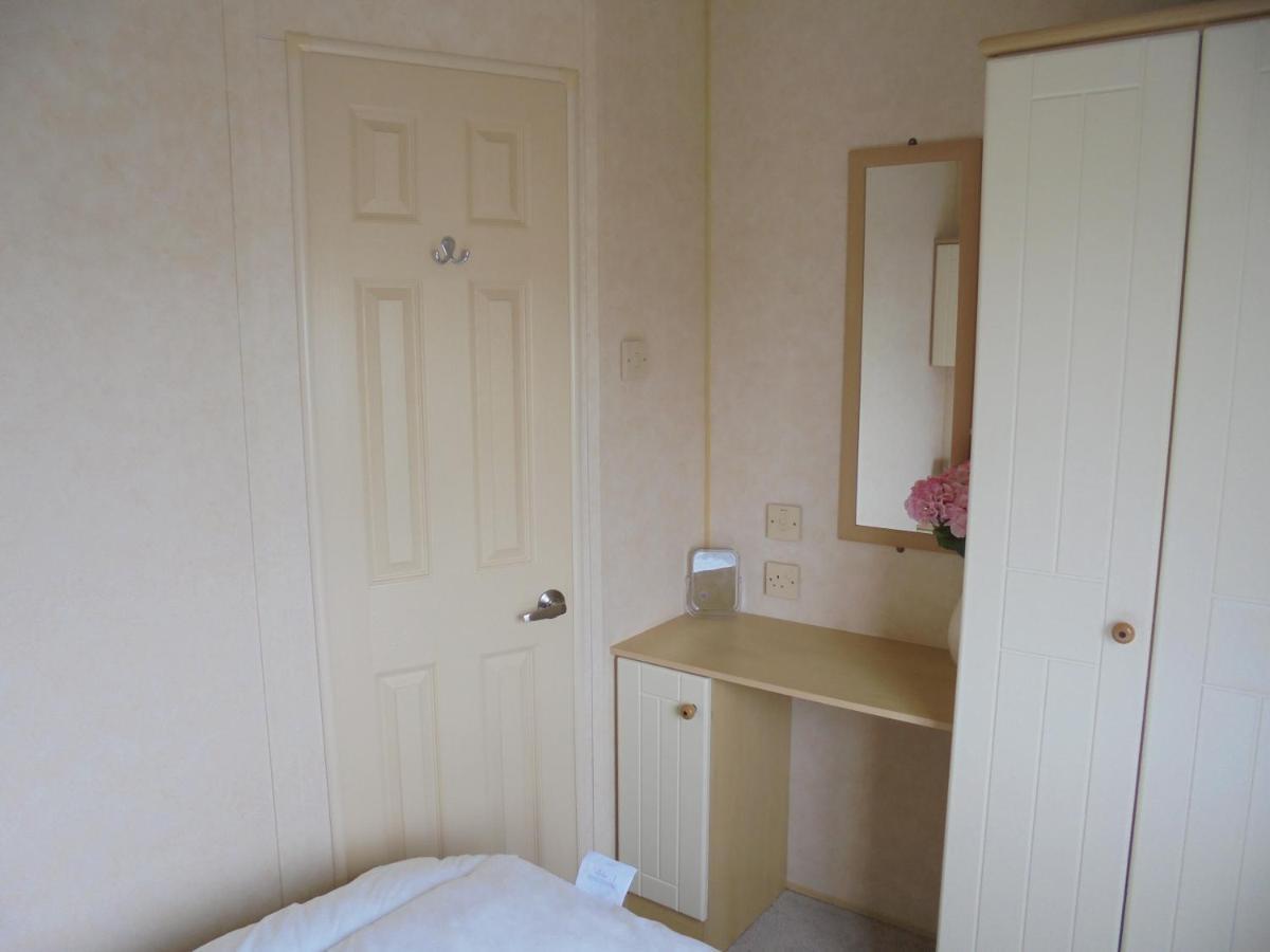 Coral Beach : The Richmond:- 6 Berth, Blow Heated Инголдмелс Экстерьер фото